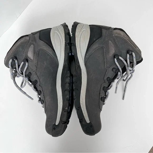 Columbia Women’s Newton Ridge Plus Quarry Cool Wave. Size 8. - Picture 3 of 7